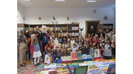 Pčelica gost festivala Male morske pjesme i priče