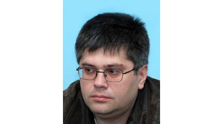 SMEŠNA KNJIGA, ALI OZBILJNO