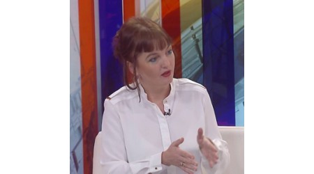 KAKO SU NASTALE KNJIGE KNEGINJE I KRALJICE DINASTIJA OBRENOVIĆ I KARAĐORĐEVIĆ